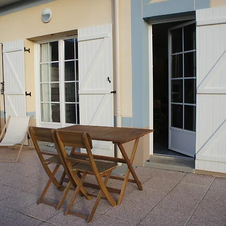 Semesterbostad Maison Des Coteaux Criel-sur-Mer