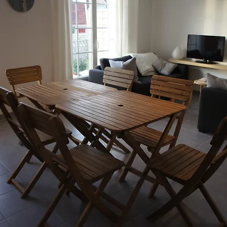 Semesterbostad Maison Des Coteaux *